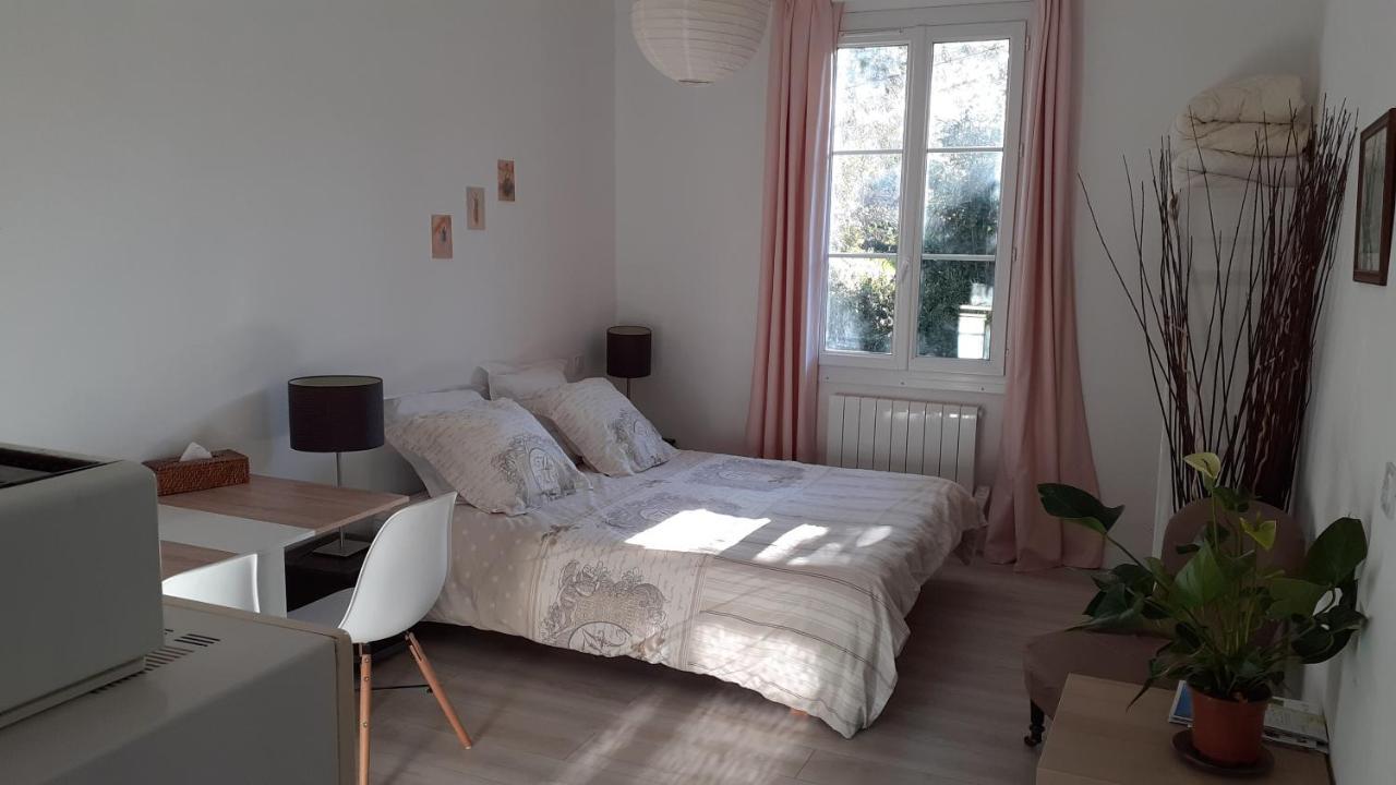 Appartement Studio 22m2 vence centre au calme Extérieur photo